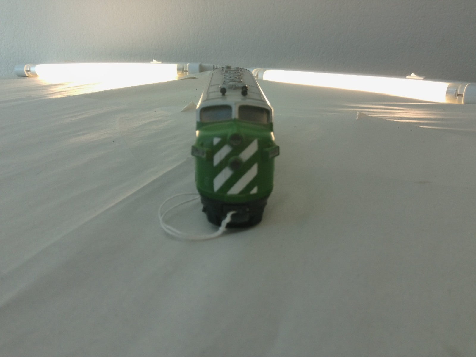 HO Dummy Locomotive Burlington Northern #9710 (NO BOX)4