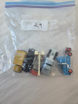 Grab Bag Lot #29 HO Scale Cars 5 Pieces