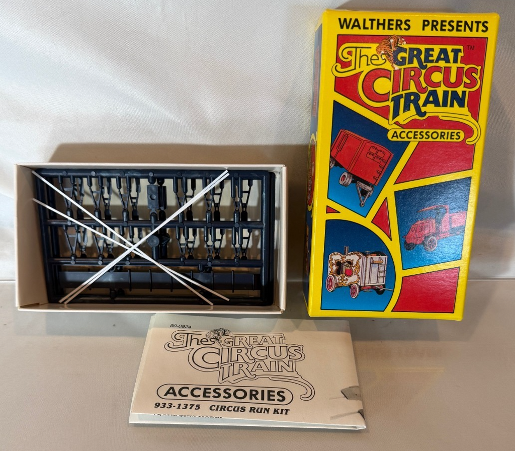 Walthers 933-1375 - The Great Circus Train Circus Ramps Kit0