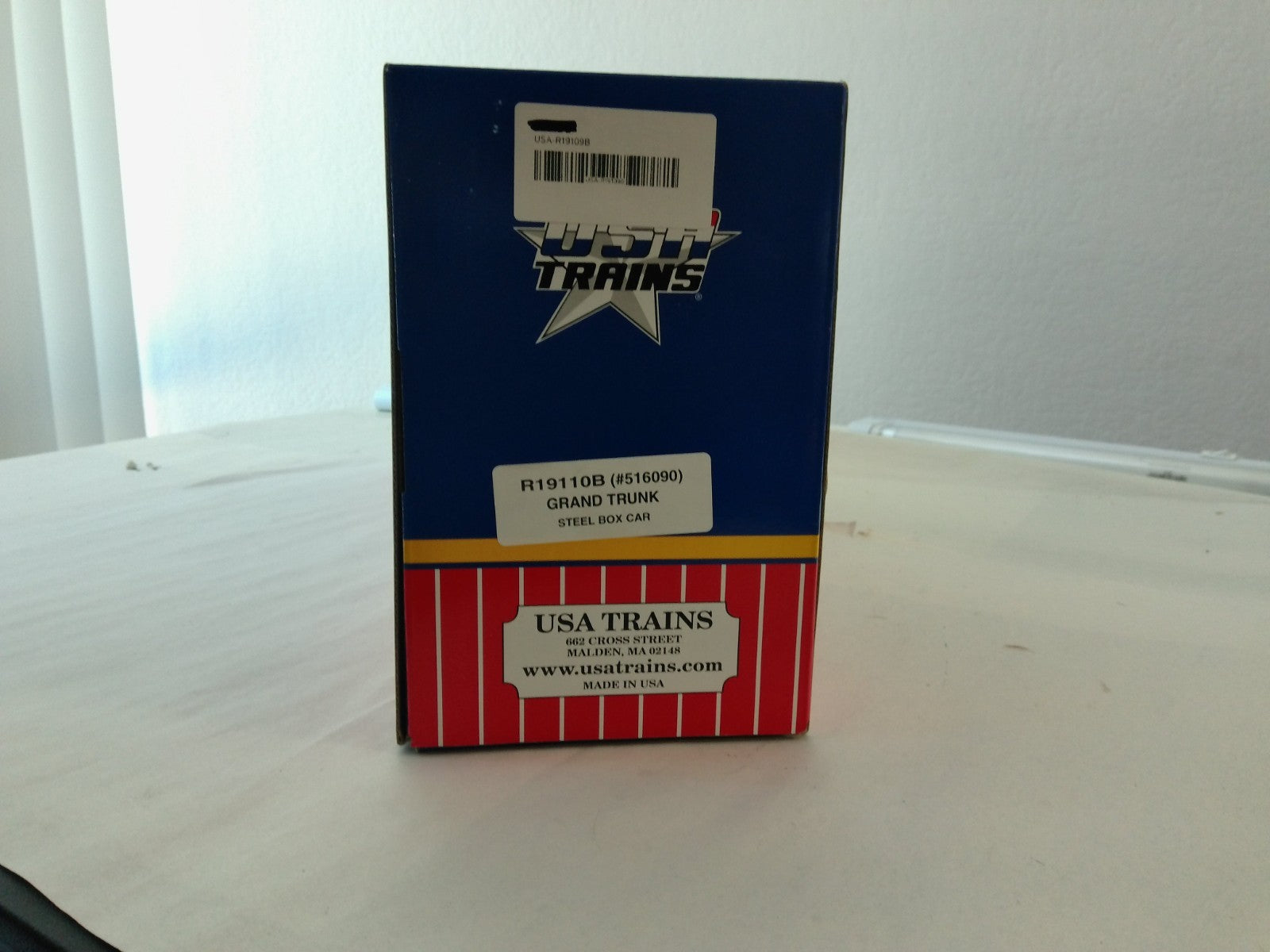 USA Trains R19110B G Scale Steel Box Car Erie #817873