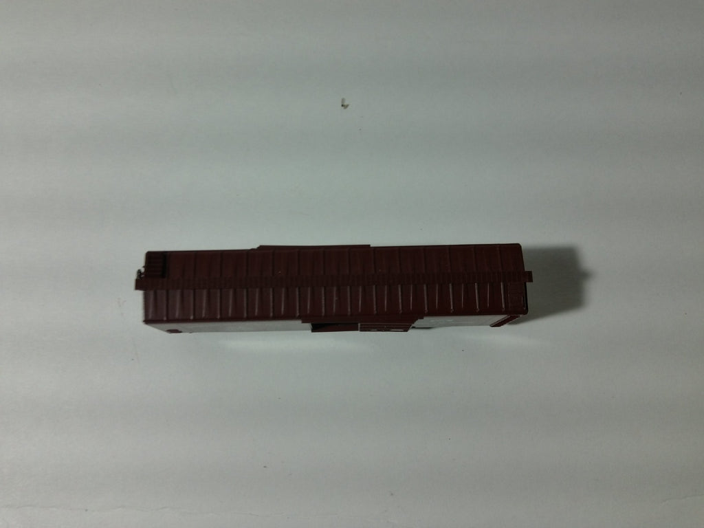 Micro Trains 31170 N Scale 50' Standard Boxcar Single Door N.P #314683