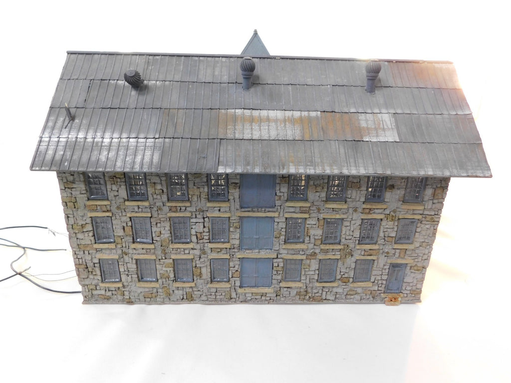 HO Scale 'Grimy Old' Woolen Mill Built Kit with Lights, Handmade2