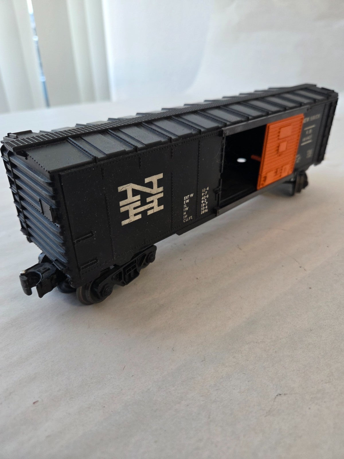 Lionel #6464-425 O Scale New Haven Boxcar "NH 6464425"1