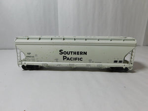 Atlas 20-006-951 HO Scale ACF 4650 Centerflow Hopper, Southern Pacific #496543