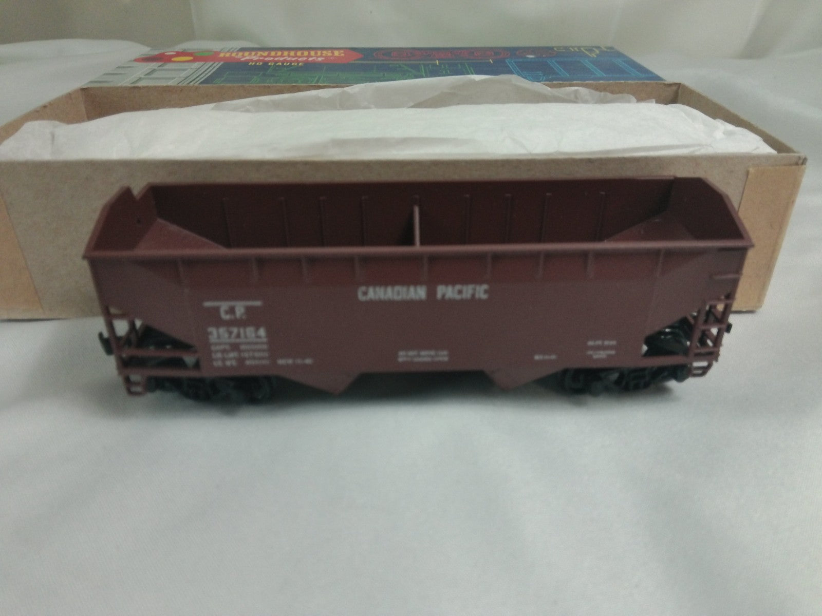 Roundhouse 357164 - HO Scale Gondola Car Canadian Pacific CP1