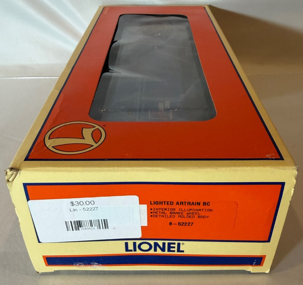 Lionel 52227 - O Scale Lighted Artrain BC Interior Illumination4