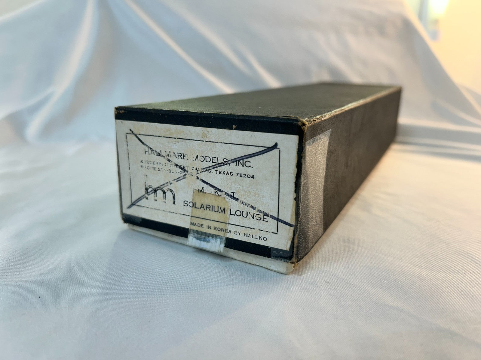 Hallmark HO Scale Brass MKT Solarium Lounge w/Box *FREE SHIPPING*2