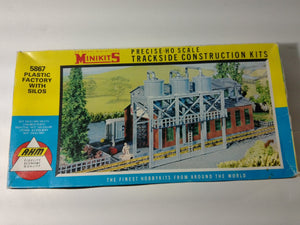 AHM 5867 HO Scale Plastic Factory With Silos