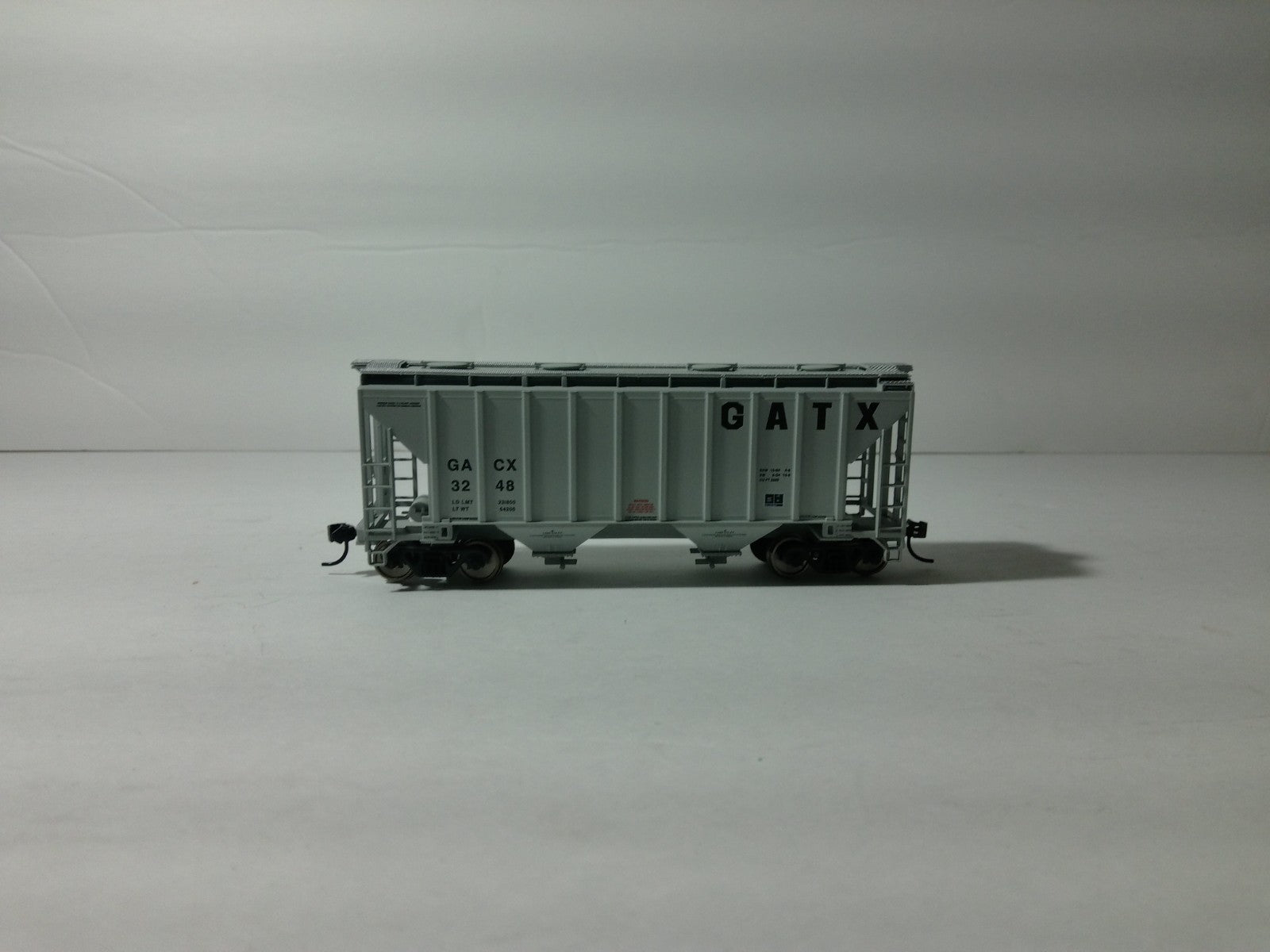 Walthers 932-5385 HO Scale Cement Covered Hopper GATX #32481