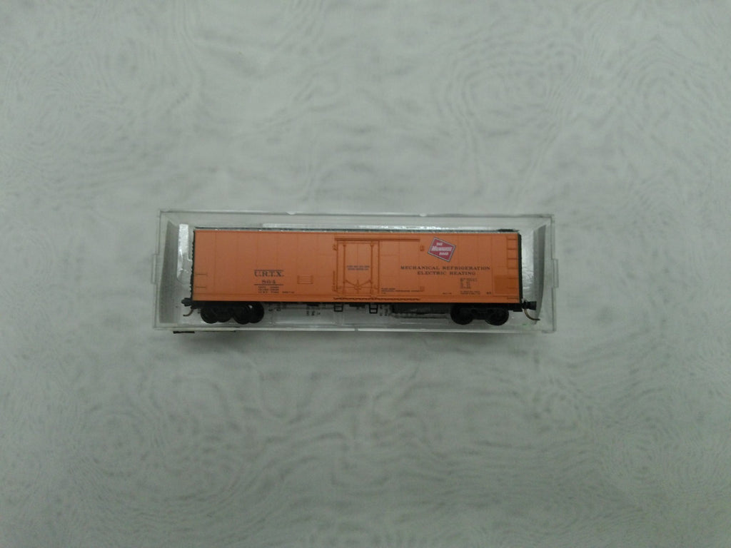 Mirco Trains 69060 N Scale Reefer Milw Road0