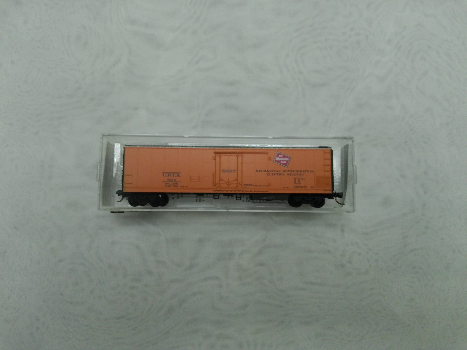 Mirco Trains 69060 N Scale Reefer Milw Road0