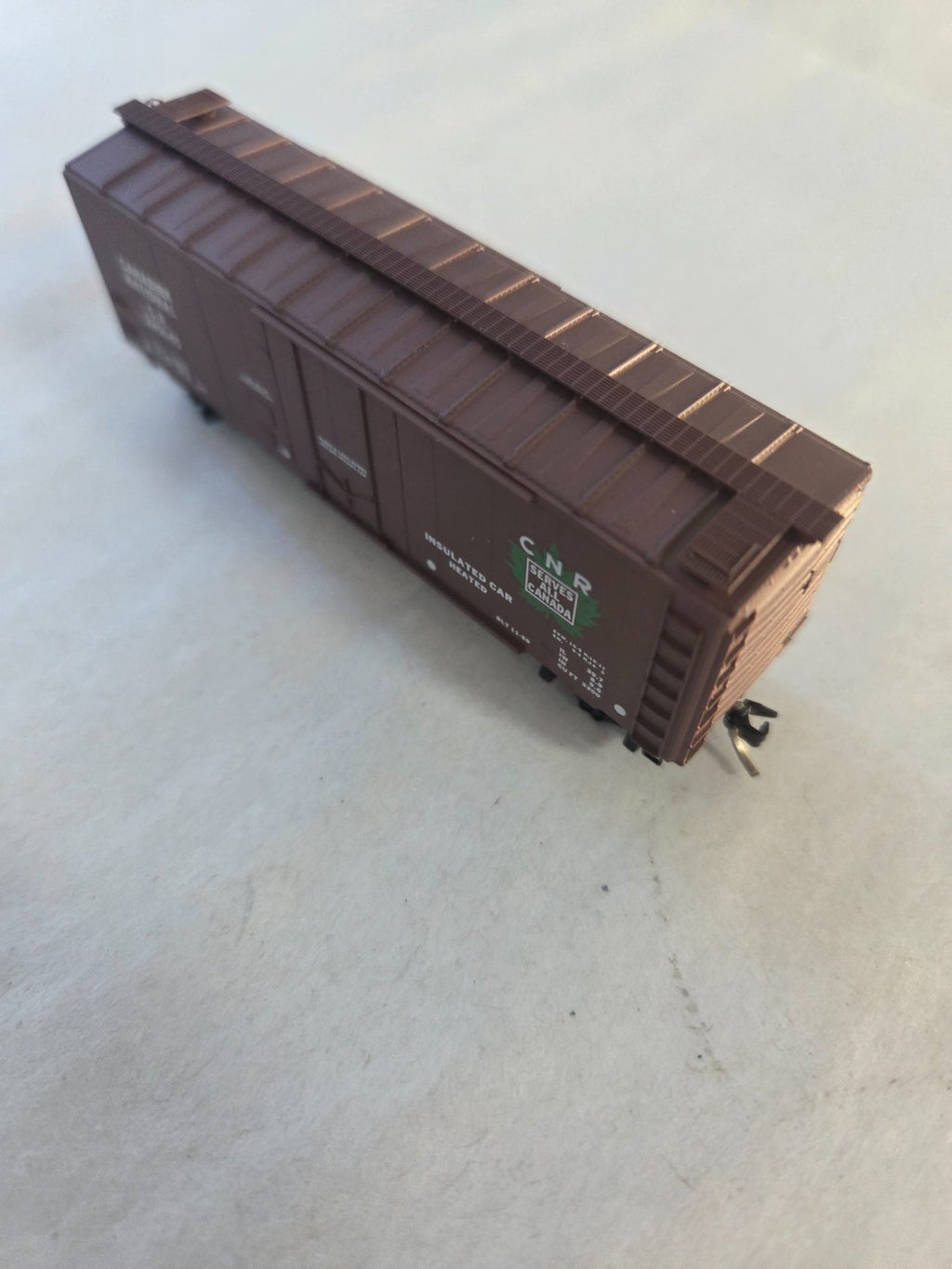 Micro-Trains #21120 N Scale 40' Standard Boxcar "Canadian National 290145"3