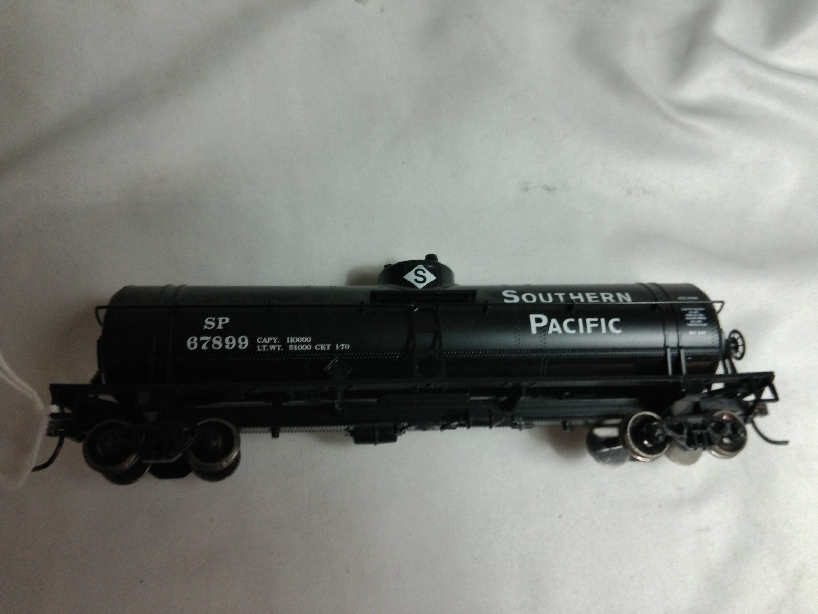 Bachmann HO Scale Southern Pacific Tank Car SP #67899 - No Box - Used1