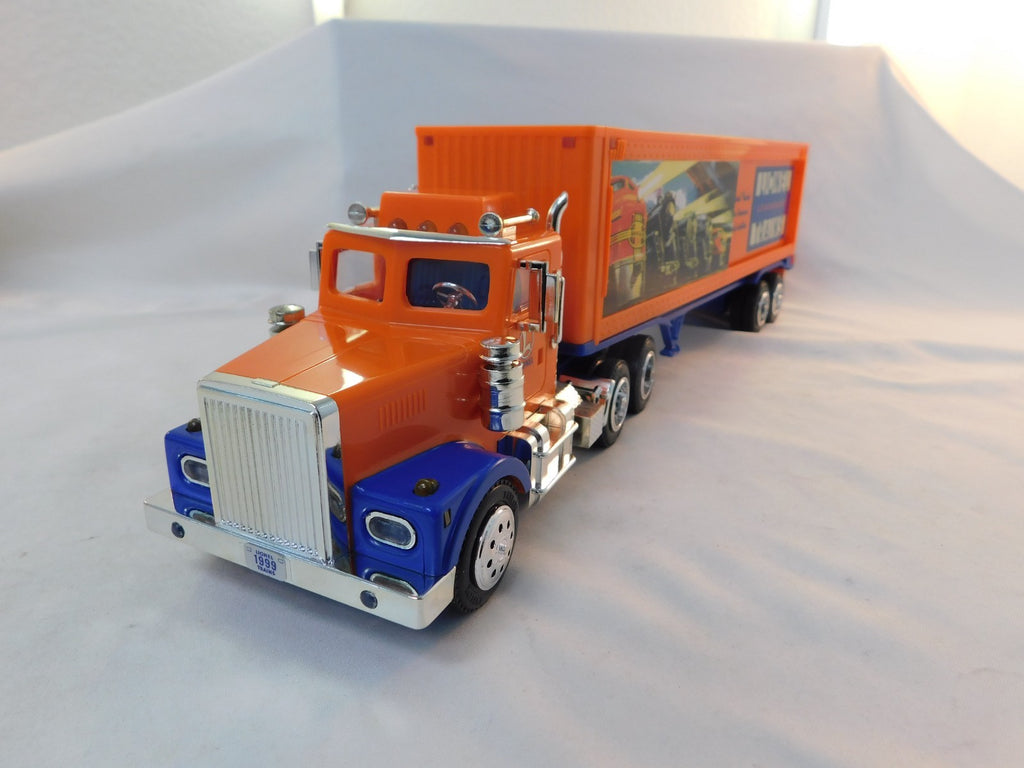Lionel TMT-18011 O Gauge Box Trailer Toy Truck, Operating Lights/Sounds/Coinbank6