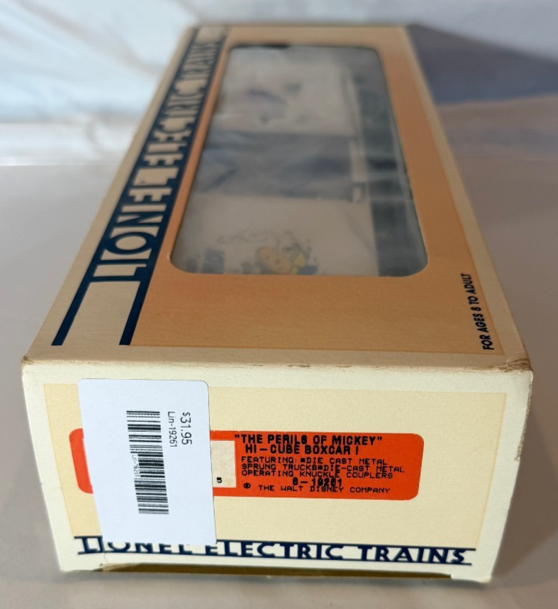 Lionel 19261 - O Scale Perils of Mickey Hi-Cube Boxcar8