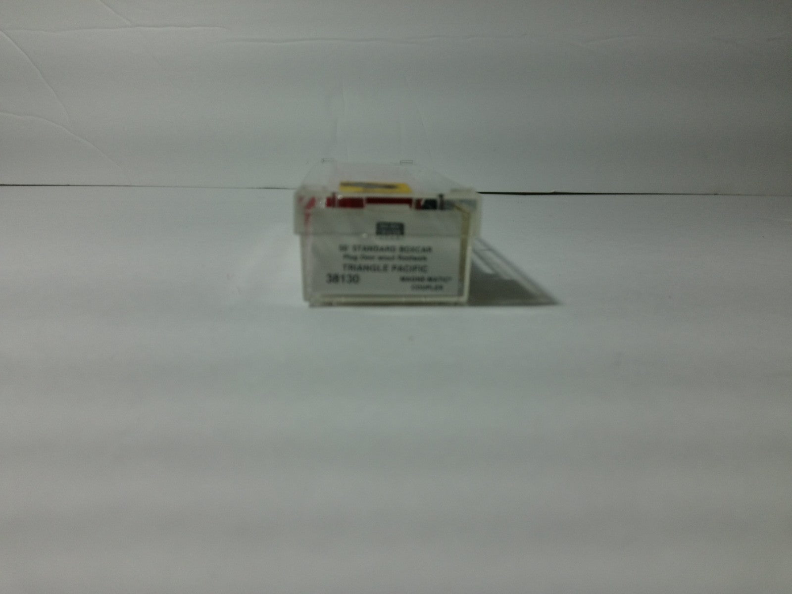 Micro Trains 38130 N Scale Triangle Pacific #5515 Box Car2