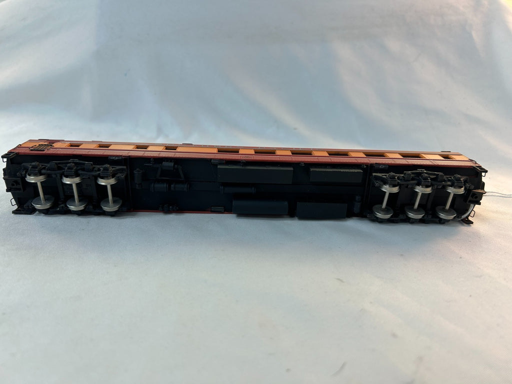 Bachmann Spectrum 89134 HO Scale Passenger Car, Southern Pacific Daylight #102014