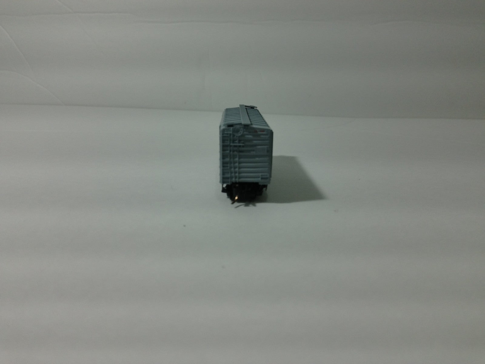 Micro Trains 23180 N Scale Boxcar Great Nothern #33454