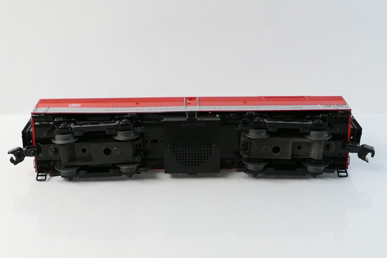 Lionel 38182 O MKT Scale FA (Non powered) FB Locomotive Set MKT11