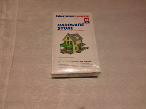 Walthers 931-915 HO Scale Hardware Store