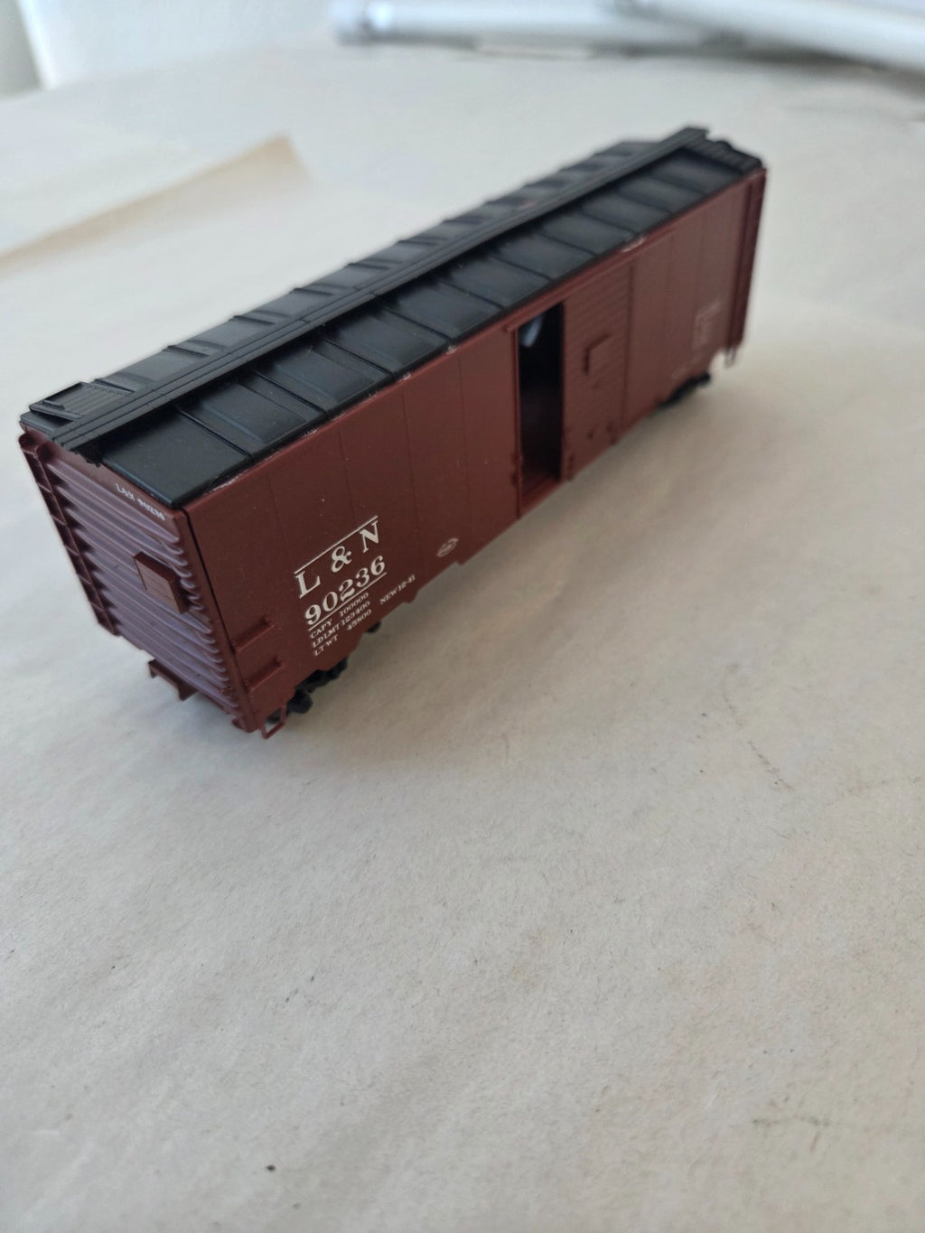Branchline Trains #8007 HO Scale 1937 AAR Boxcar "L&N 90236"2