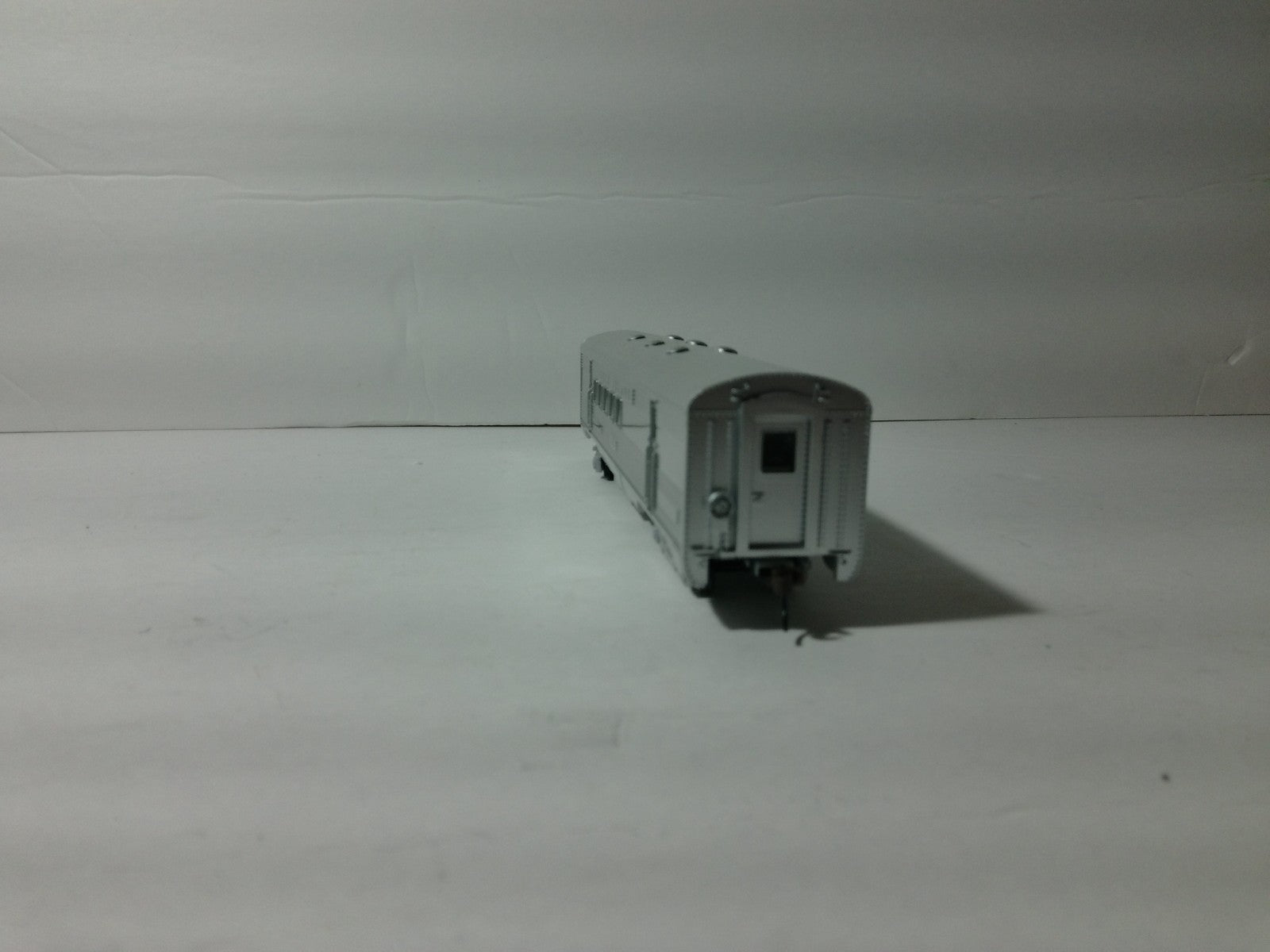 Athearn 7921 HO Scale Rock Island Streamline Passenger RPO #5136