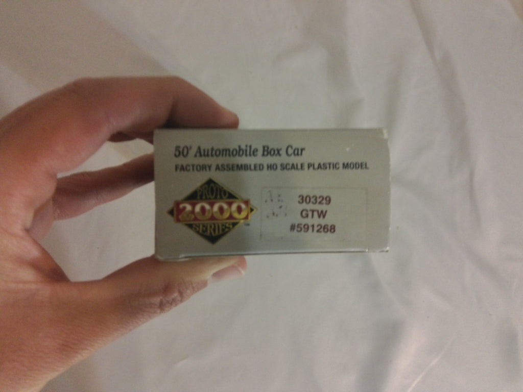 Walthers Proto 30329 - HO Scale 50' Automobile Boxcar, GTX #5912682