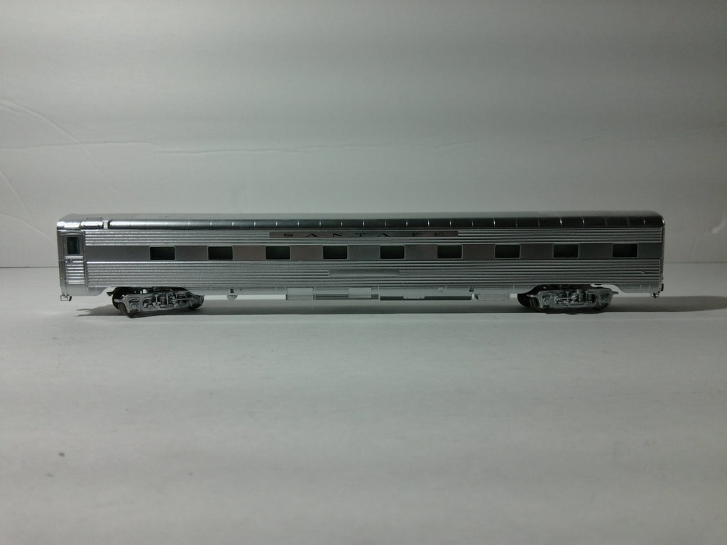 Walthers 920-9606 HO Scale 85' Budd Pine Series 10-6 Sleeper Santa Fe1
