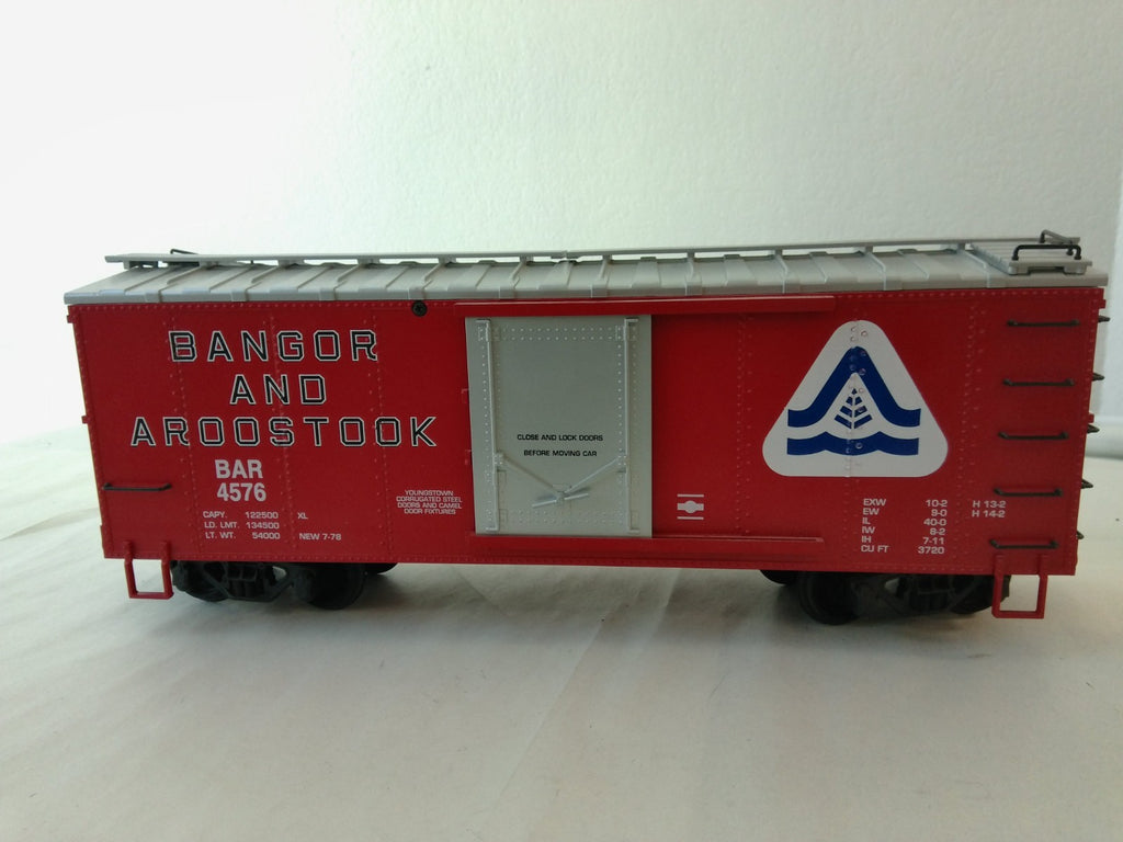 USA Trains R19065 G Scale Steel Box Car Bangor & Aroostook #45762