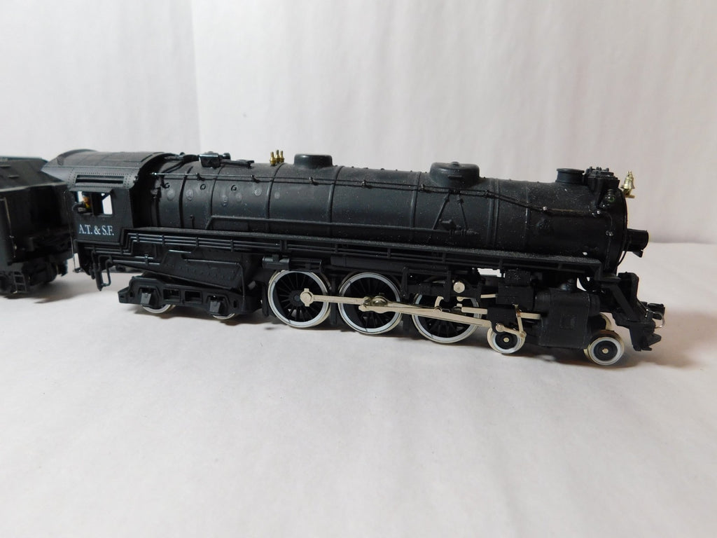 IHC Mehano 23000 HO Scale 4-6-4 Hudson Locomotive and Tender, ATSF #34563