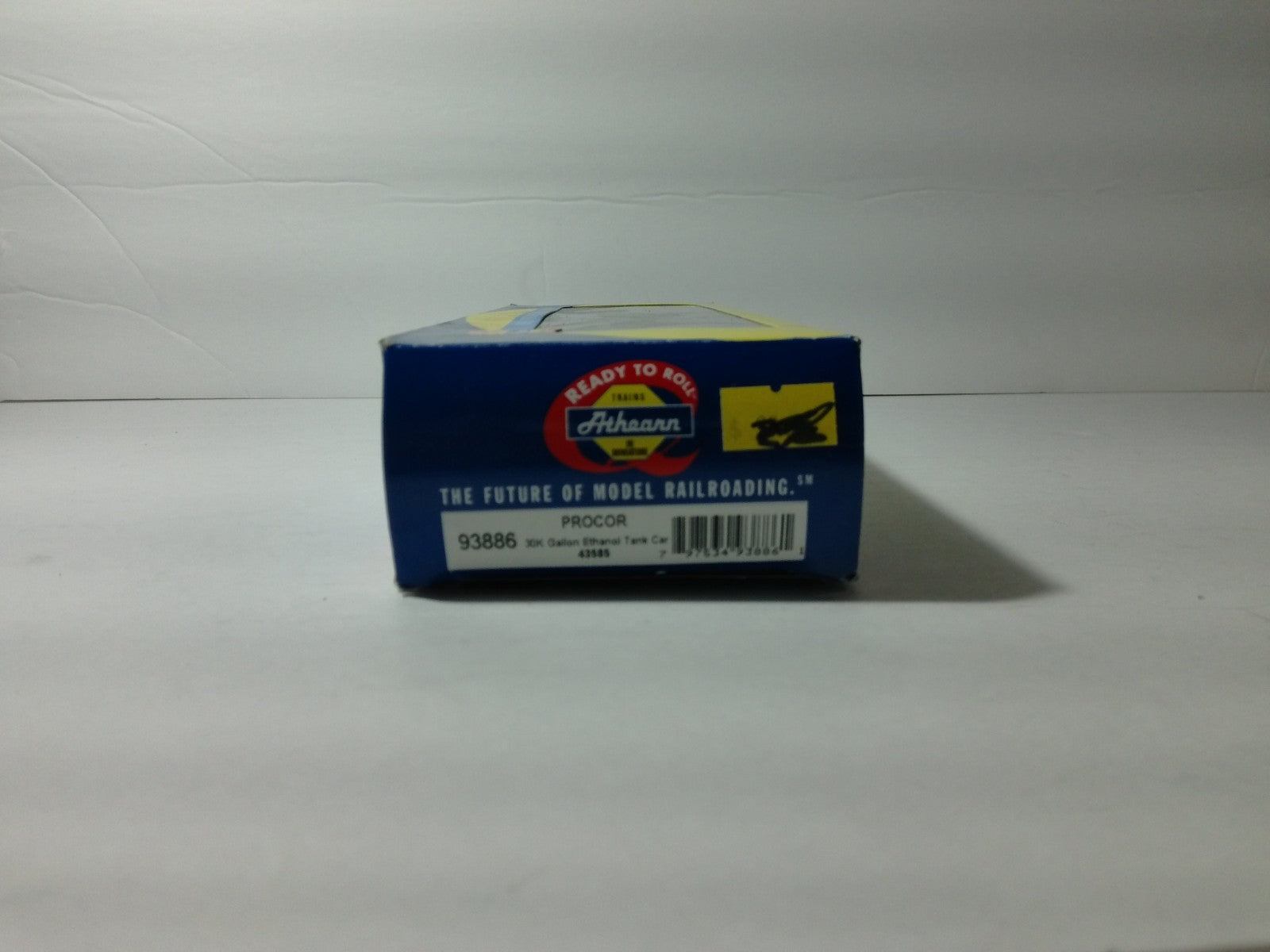 Athearn 93886 HO Scale 30K Ethanol Tank Car Procor #435853