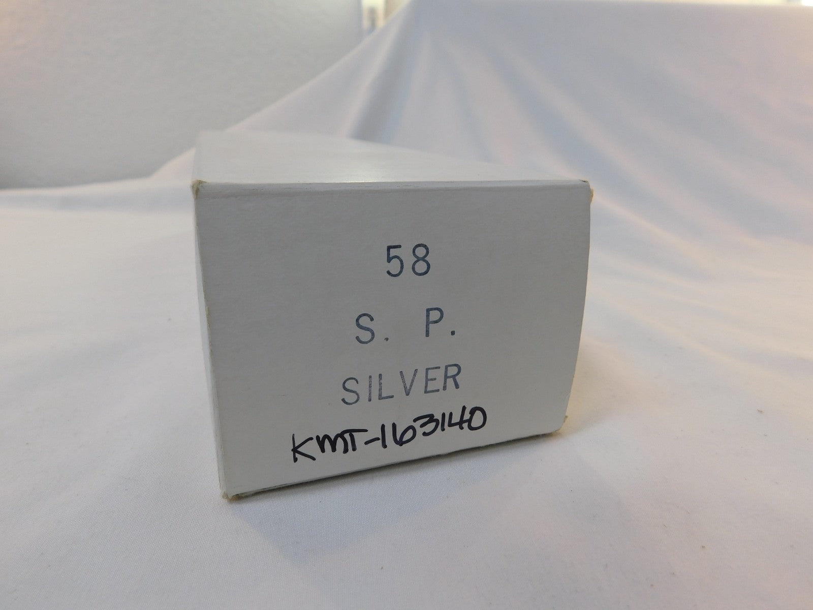 KMT 163140 O Gauge Box Car, Southern Pacific Lines Overnights SP #1631401