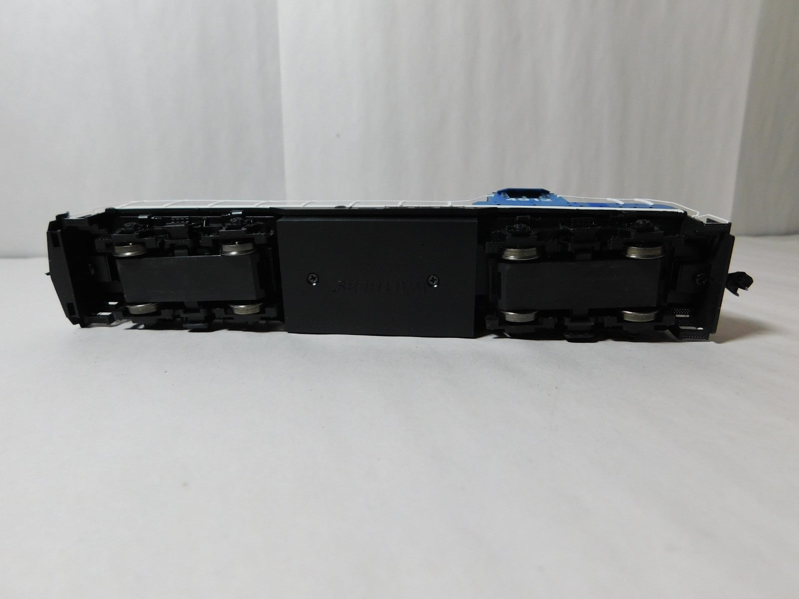 Walthers 920-42715 HO Scale EMD GP9 PH II Locomotive, DCC+Sound, GTW #49126