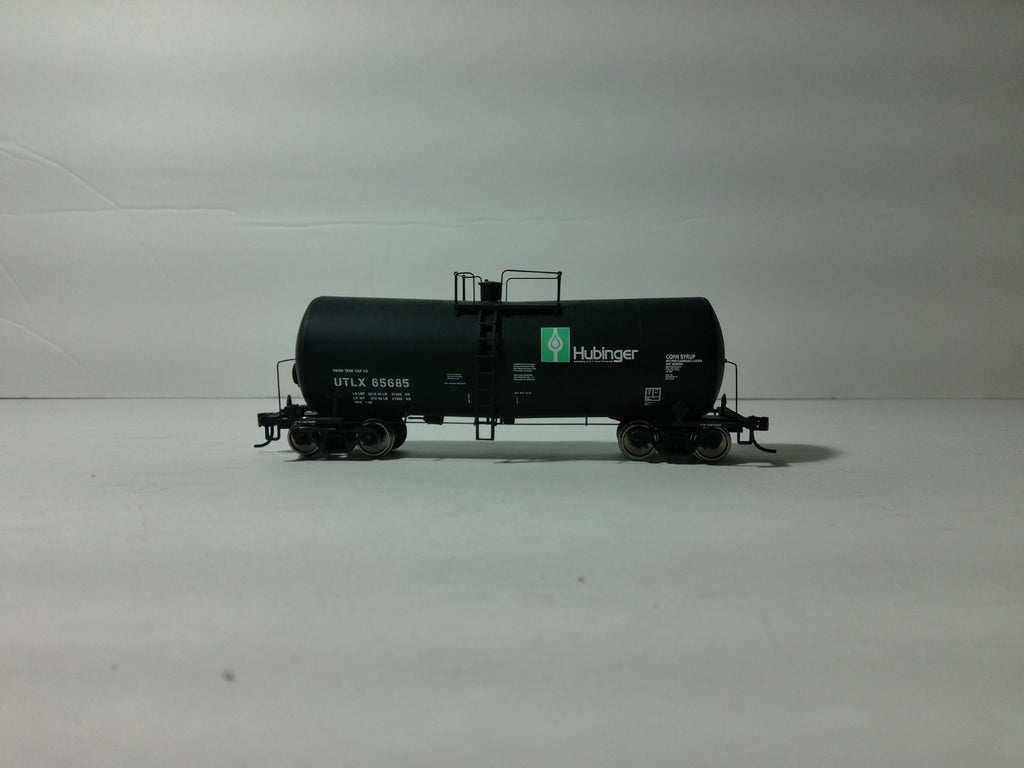 Walthers 932-7222 HO Scale Tank Car Hubinger UTLX #656851