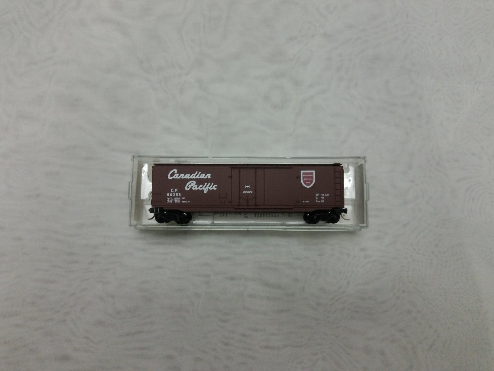 Micro Trains 32170 N Scale Box Car Canadian Pacific1
