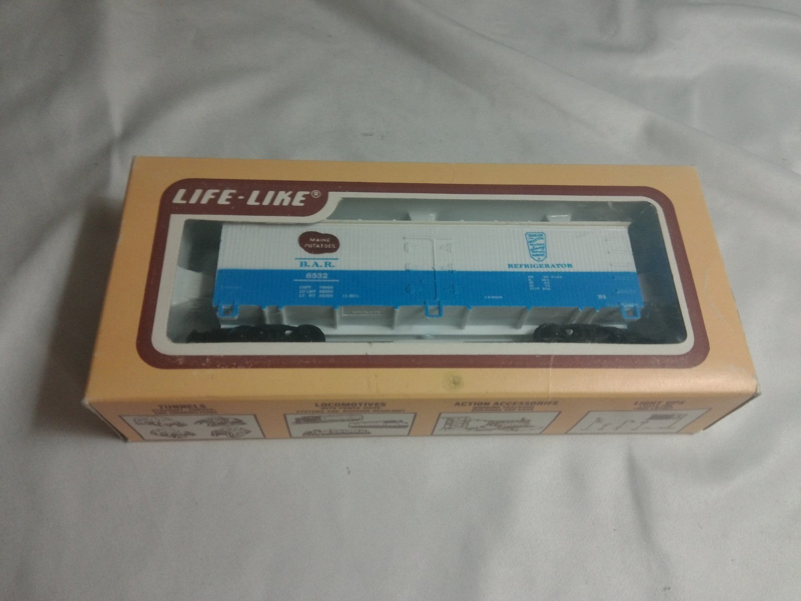 Life-Like HO Scale Maine Potatoes Refrigerator Boxcar BAR 6532 NIB1
