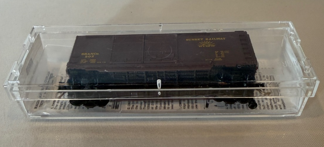 Micro-Trains 202 - Heritage Collection SR&N Co Sunset Railway Box Car1