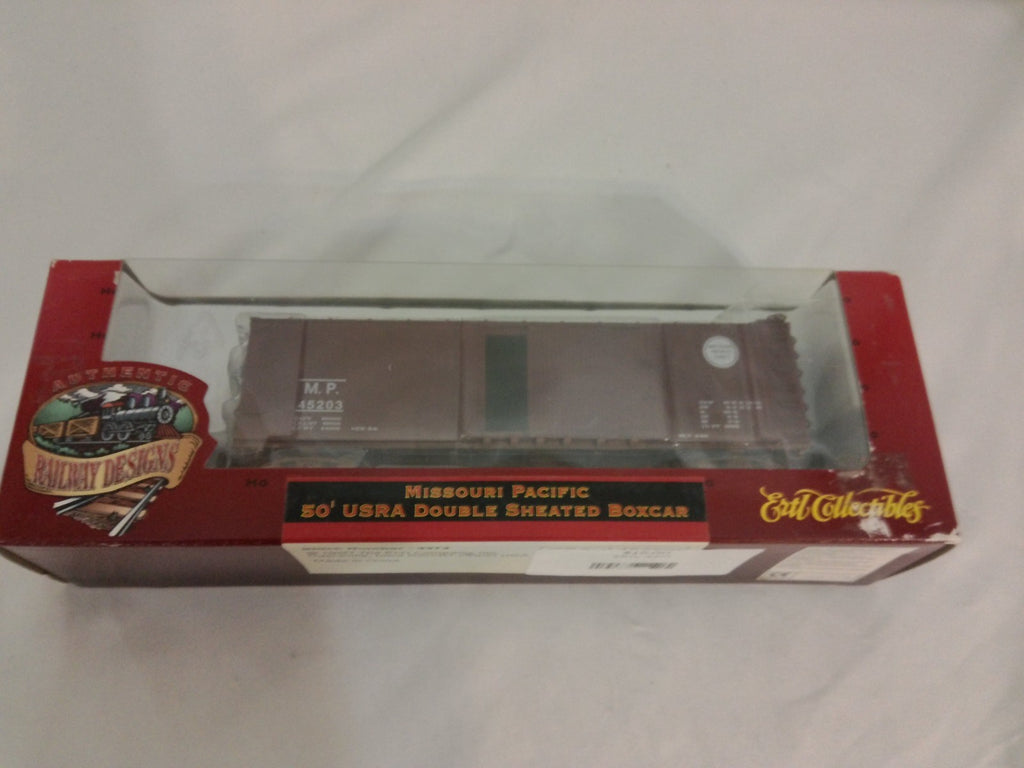 ERTL 4373 - Missouri Pacific Lines Boxcar, MP 452032