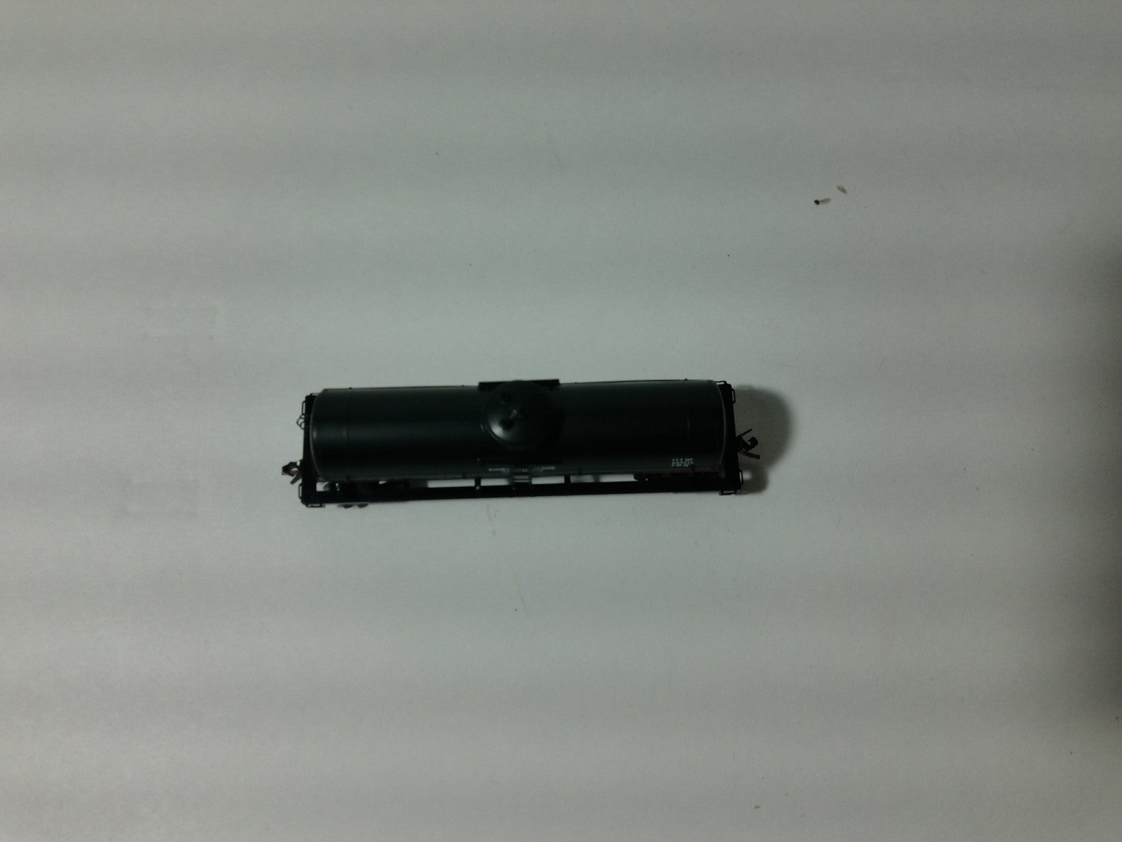 Micro Trains 65010 N Scale Atchison Topeka and Santa Fe #100823 Tanker3