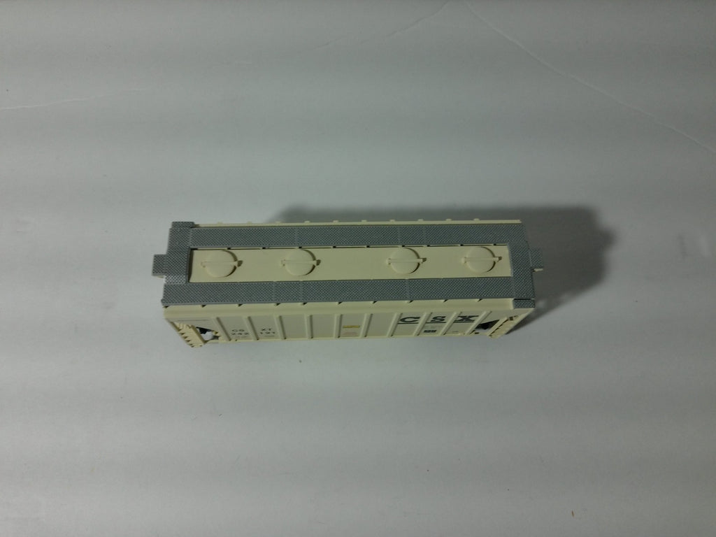 Walthers 910-7981 HO Scale 37' 2980 CU FT 2-Bay Covered Hopper CSX #2421214