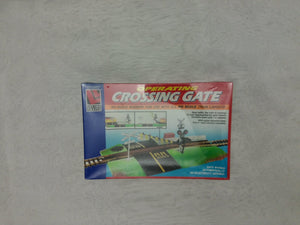 Life Like 8209 HO Scale Operating Crossing Gate