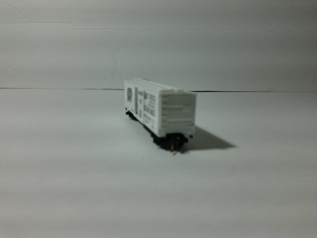 Micro Trains 42010 N Scale Stark Bros Boxcar6