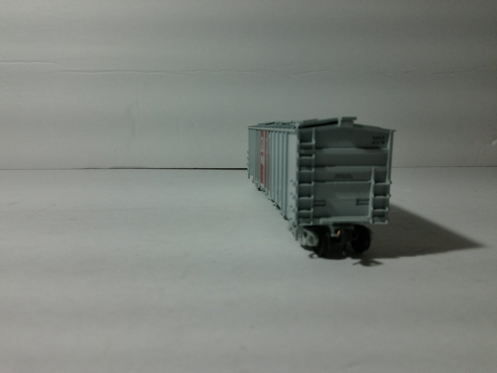 Walthers 910-7209 HO Scale 50' 2-Bay Airslide Hopper Brach's Candy GACX #474766