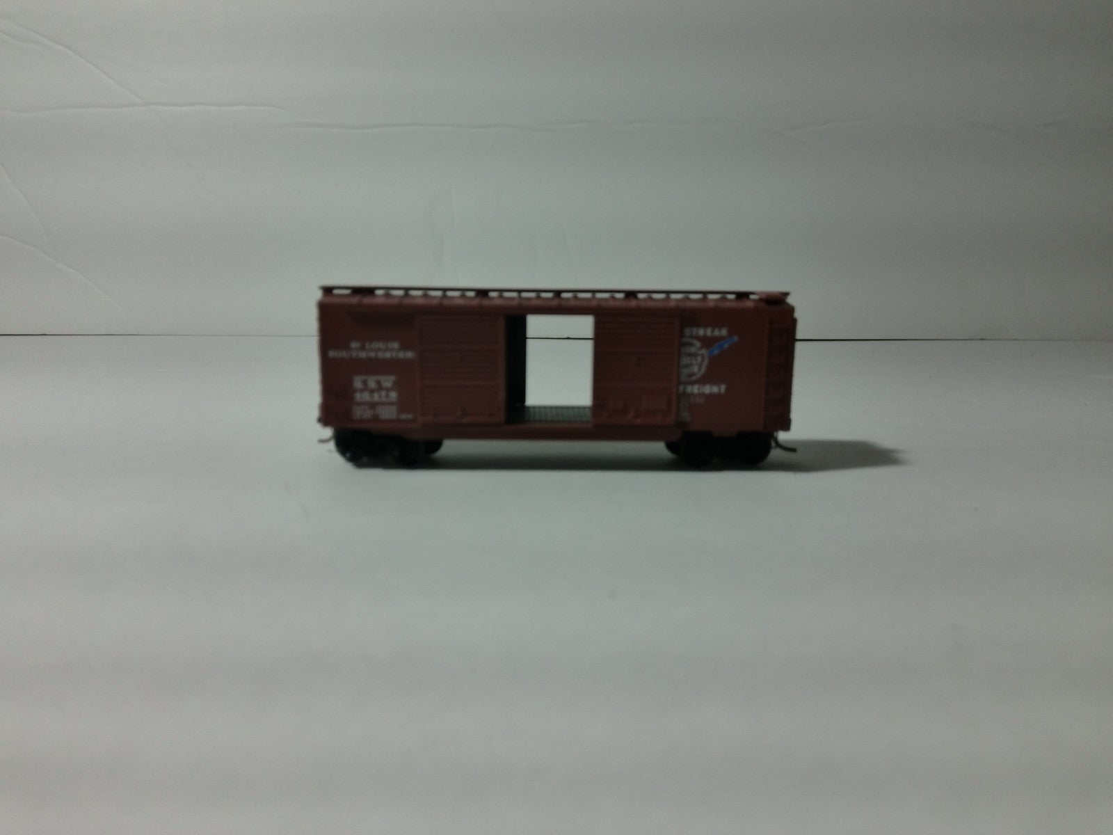 Micro Trains 20000 N Scale S.S.W #46478 Boxcar1