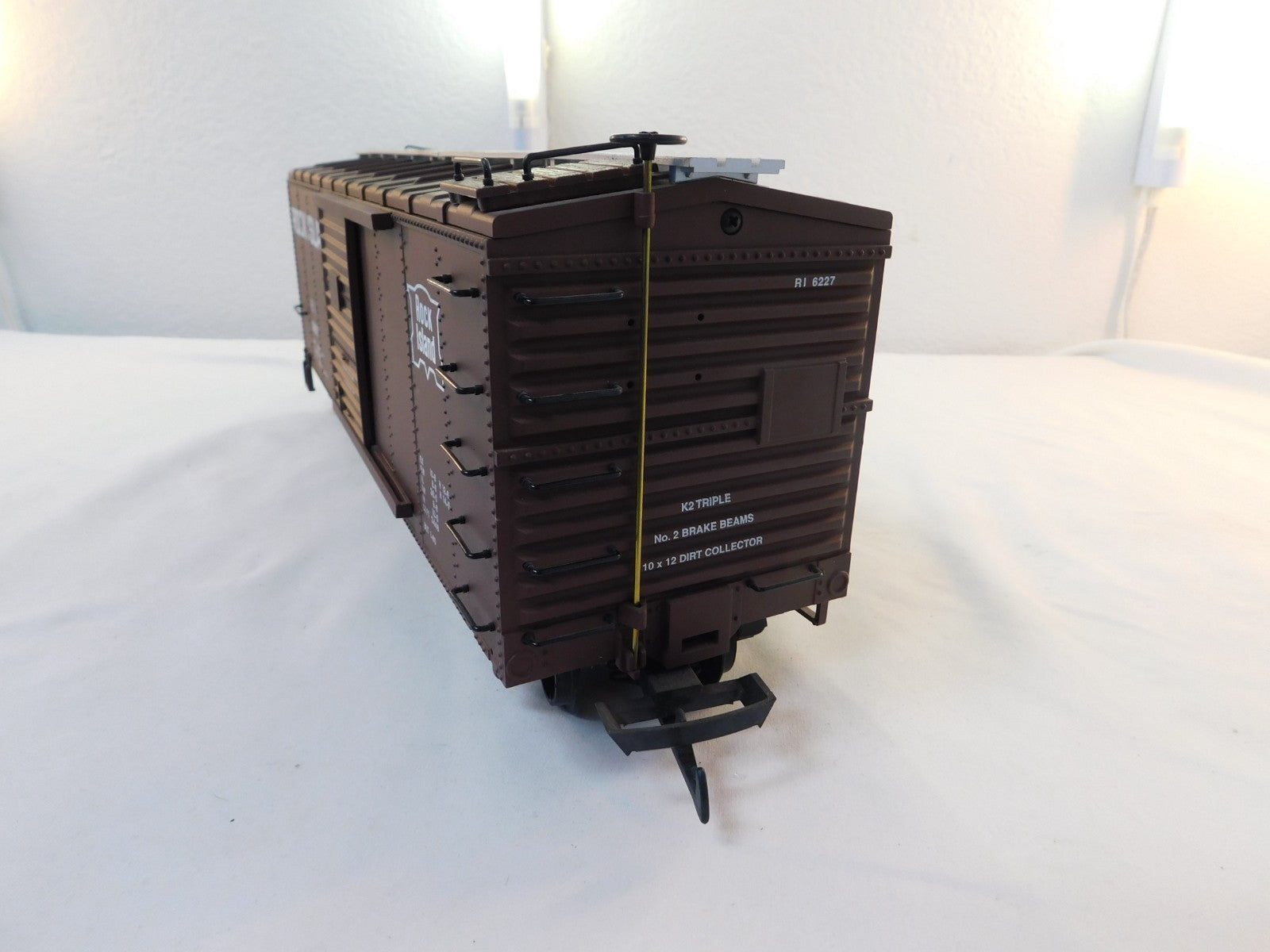 USA Trains R19104C G Scale Steel Box Car Rock Island #62276