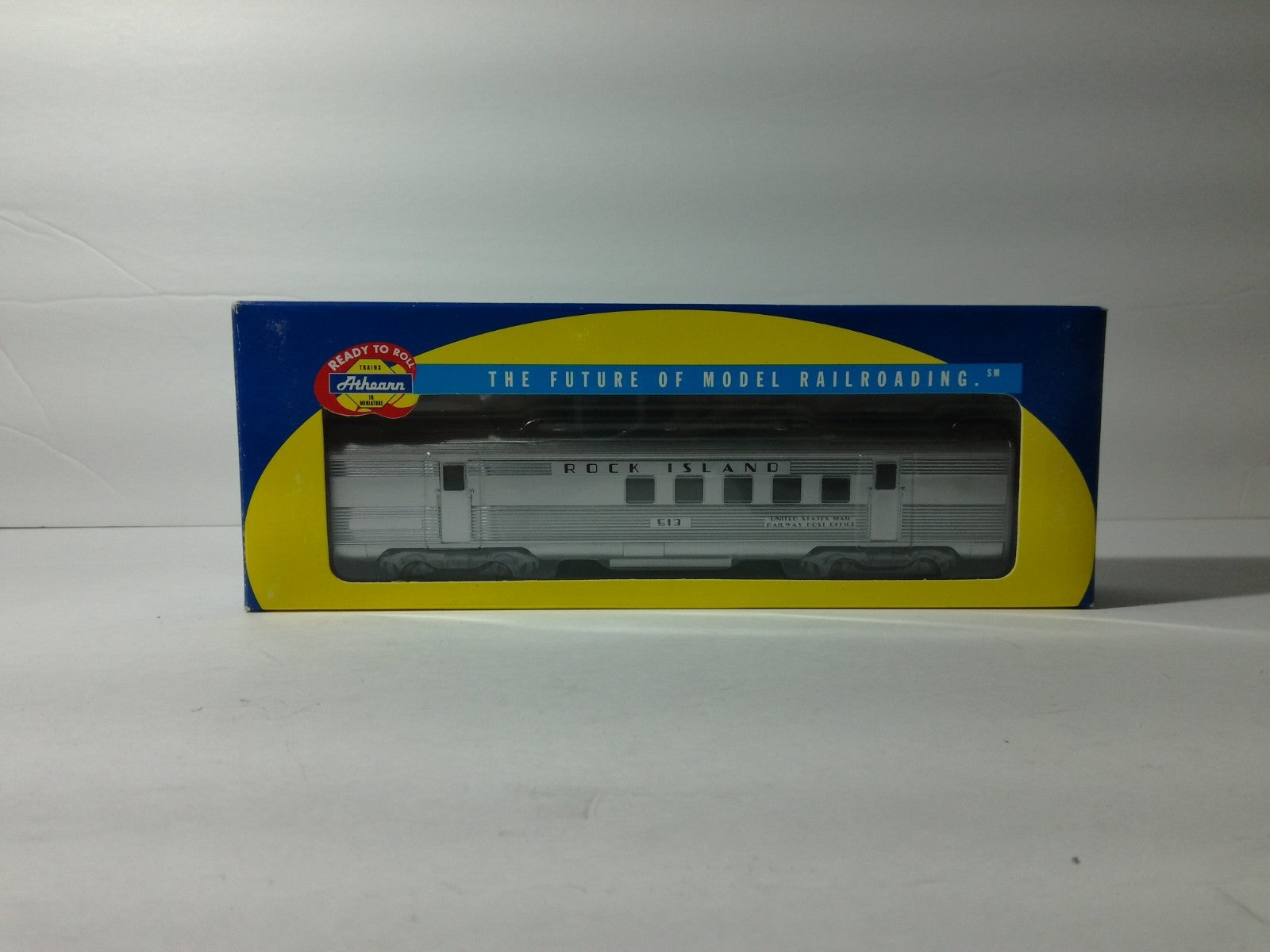 Athearn 7921 HO Scale Rock Island Streamline Passenger RPO #5132