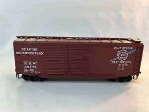 Roundhouse 20607 HO Scale R-T-R 40' AAR Double Door Boxcar, SSW #46244