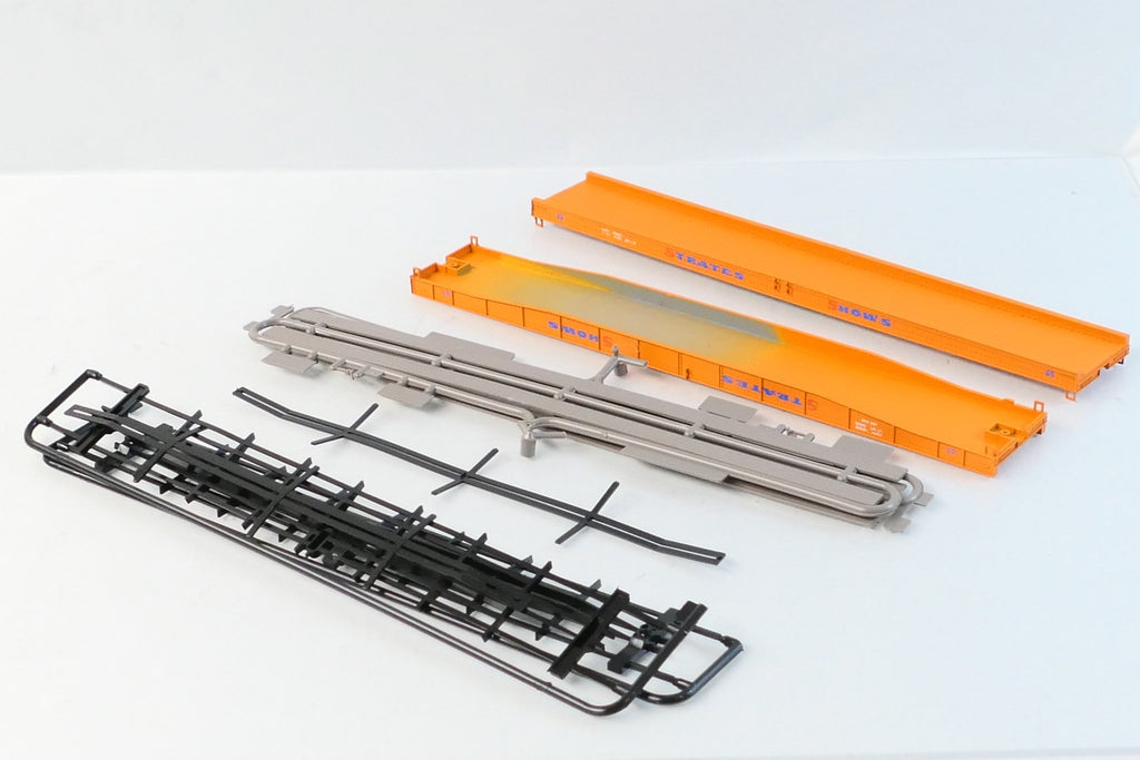 Walthers HO American Circus Scale Strates Shows 41/45 Flat Car #41 & #450