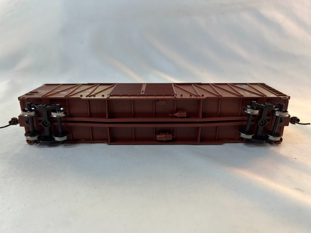 Roundhouse 84421 HO Scale 50' Single Sheath Auto Boxcar, Southern Pacific #694395