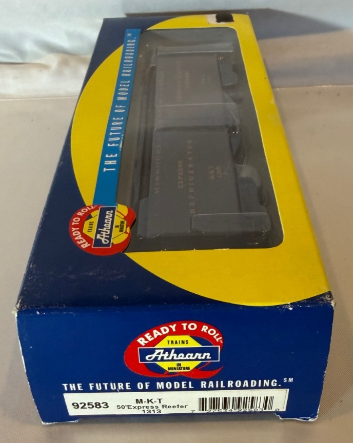 Athearn HO1313  50' M K T Express Reefer Car #925835